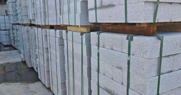 汉中芝麻白路牙石，路侧石