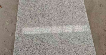 汉中芝麻白光面毛板