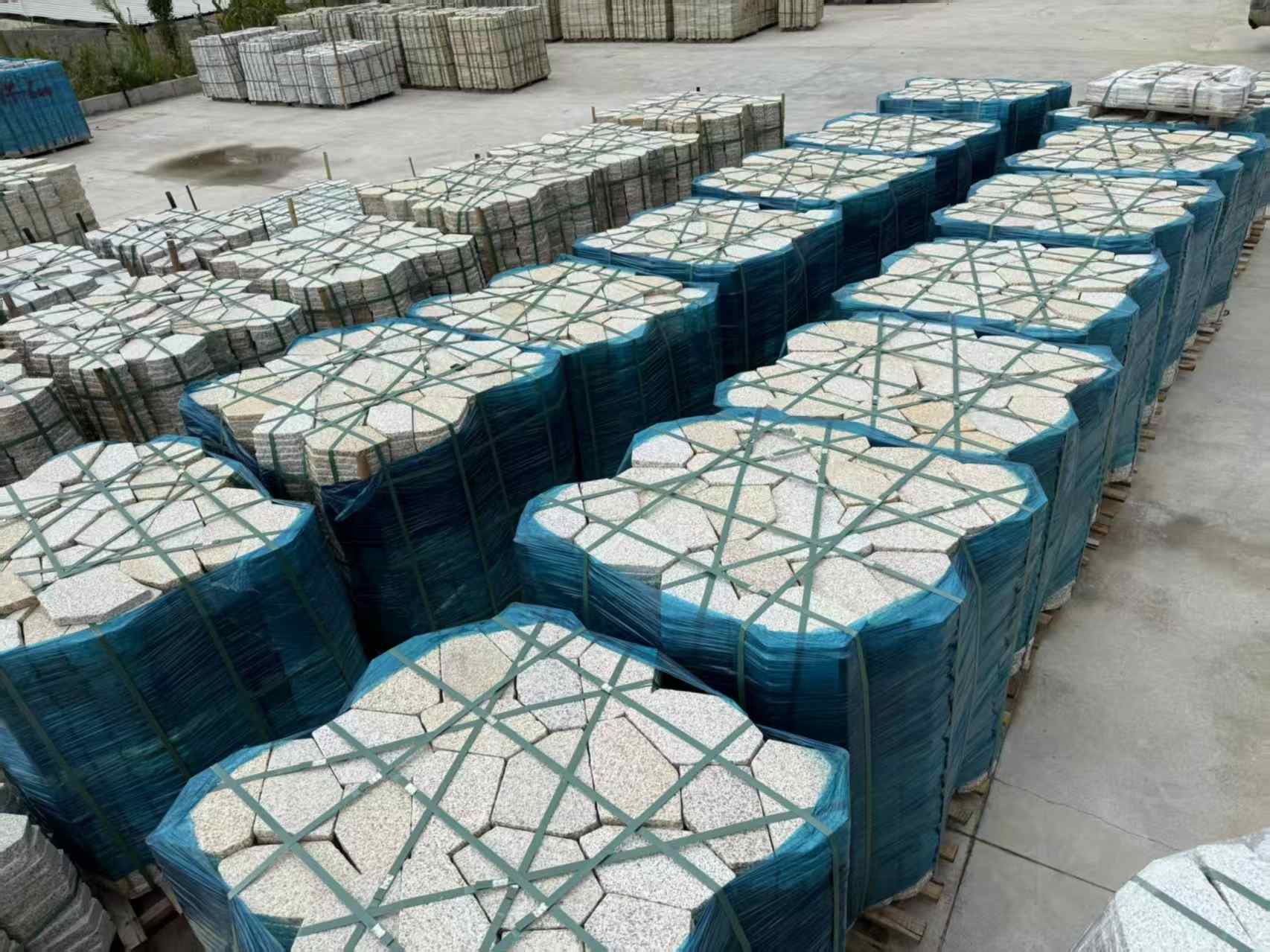 汉中黄金麻冰裂纹 碎拼