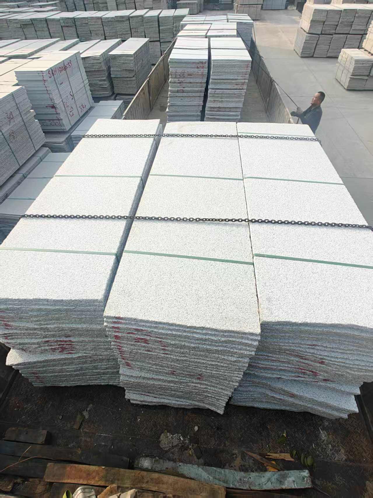 汉中芝麻白毛板，石材毛板