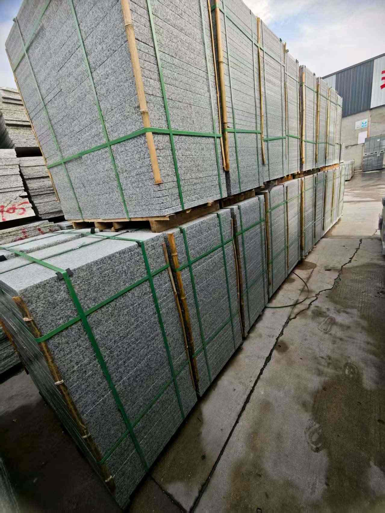 汉中芝麻白地铺版 石材地铺石